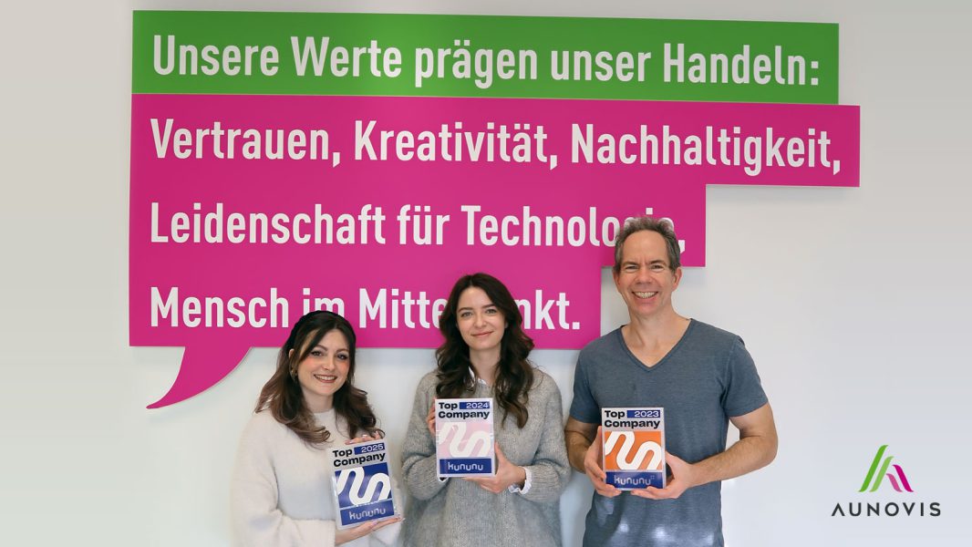 Team People and Culture von Aunovis halten drei Top Company Awards